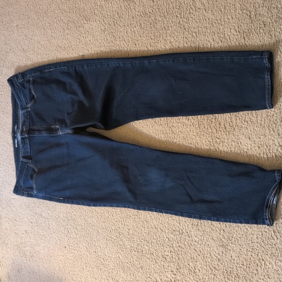 Old Navy High Rise Wow Straight Dark Wash Jeans Size 16 - Picture 3 of 7